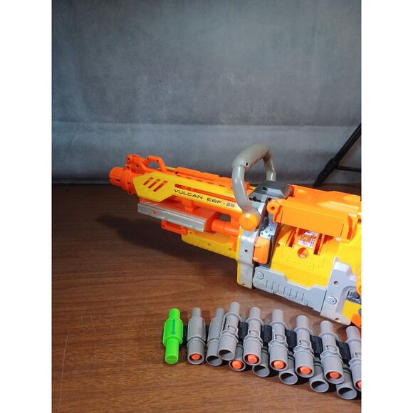NERF VULCAN EBF-25 GUN /BELT/DARTS WORKING CONDITION - Picture 3 of 7
